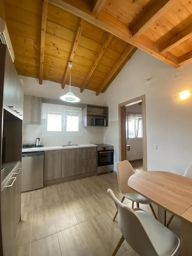 Theo Apartment มาราไธอาส ภายนอก รูปภาพ